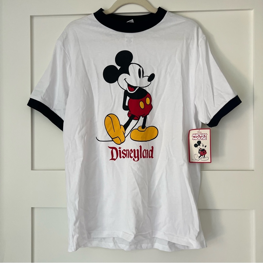 NWT Disneyland Standing Mickey Mouse Black Ringer T-Shirt